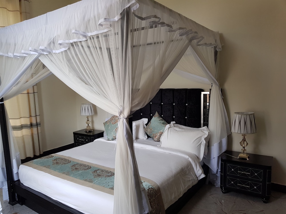 

Milano - Mangapwani - Royal Cliff Zanzibar