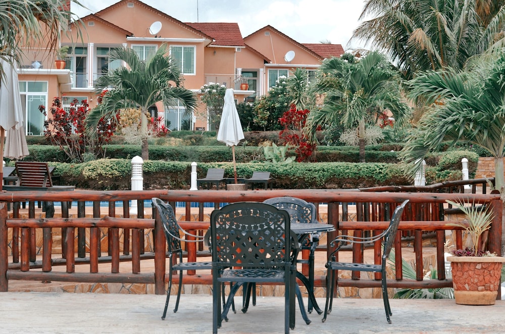 

Milano - Mangapwani - Royal Cliff Zanzibar