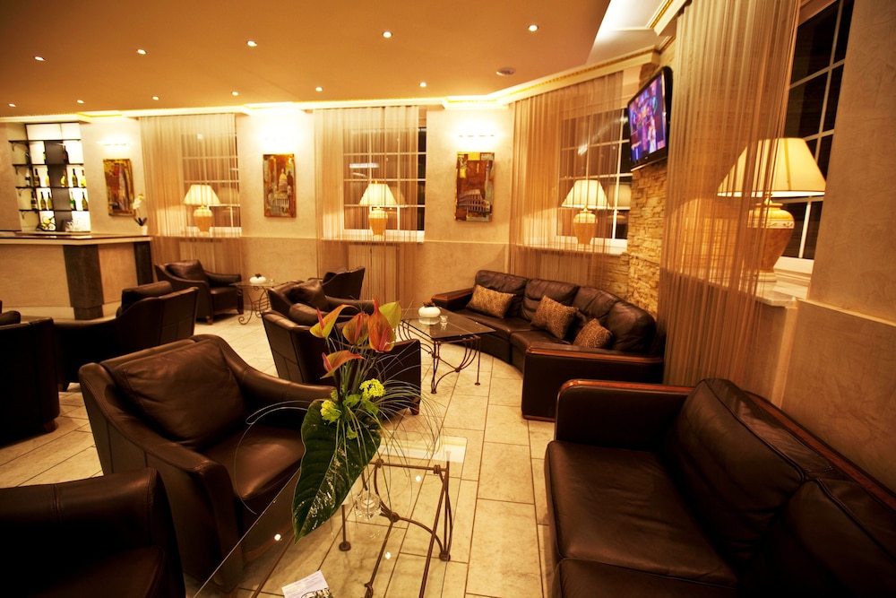 

Milano - Dusseldorf - Apartments Hotel Petersburg