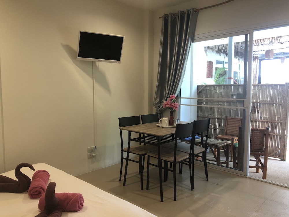 

Roma - Lipa Noi - Samui Zenity