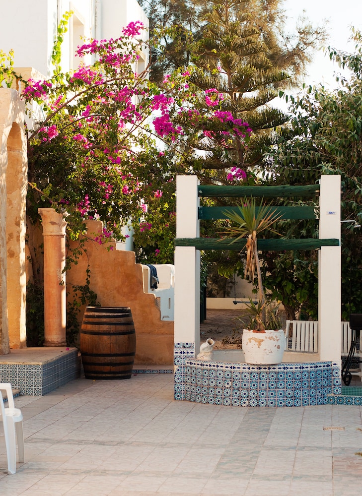

Milano - Djerba e la costa di Zarzis, Tunisia mare - Djerba Saray