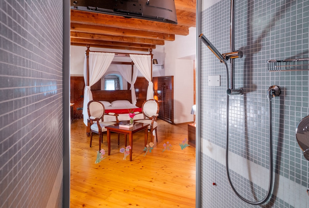 

Bologna - Pinzolo - Albergo Palazzo Lodron Bertelli