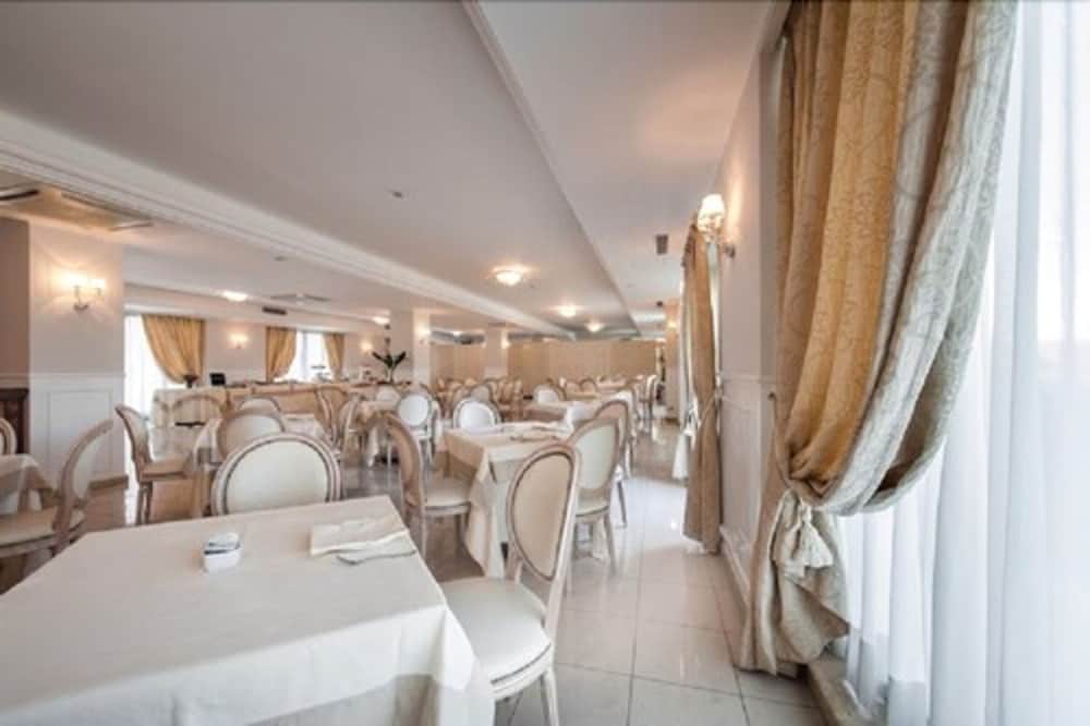 

Milano - Crotone - Hotel San Giorgio