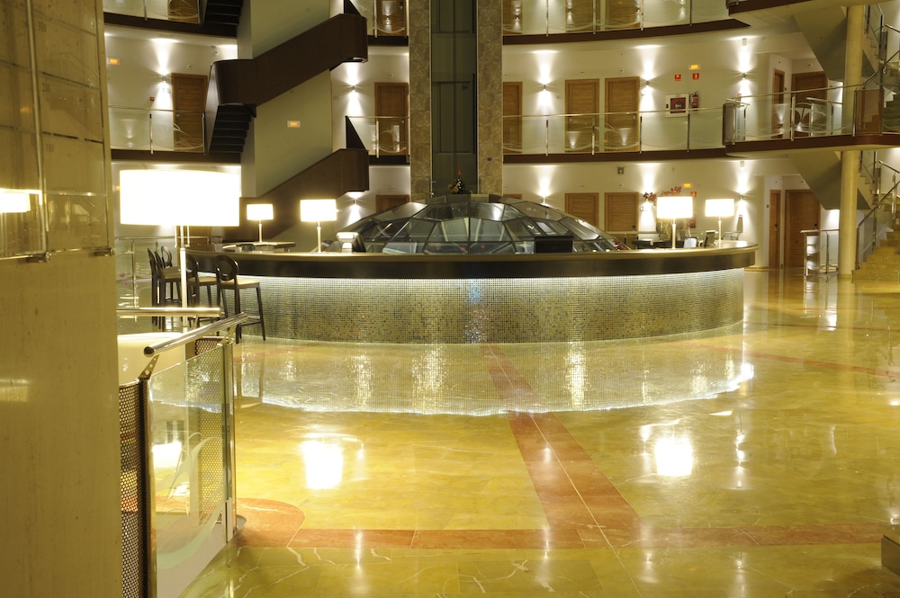 

Milano - Ciudad Real - Cumbria Spa & Hotel