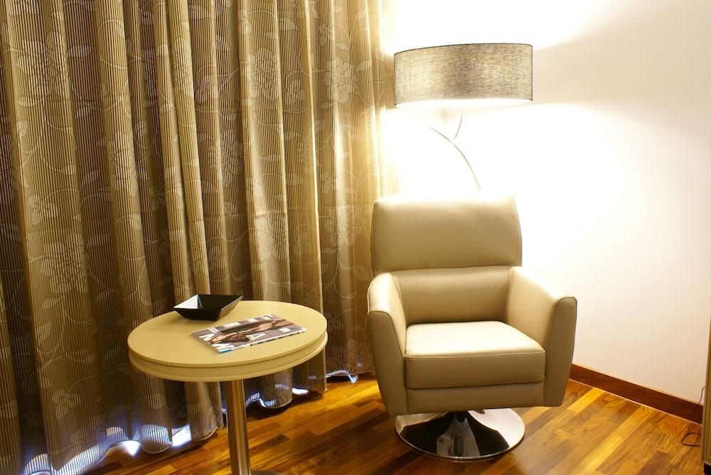 

Milano - Ciudad Real - Cumbria Spa & Hotel