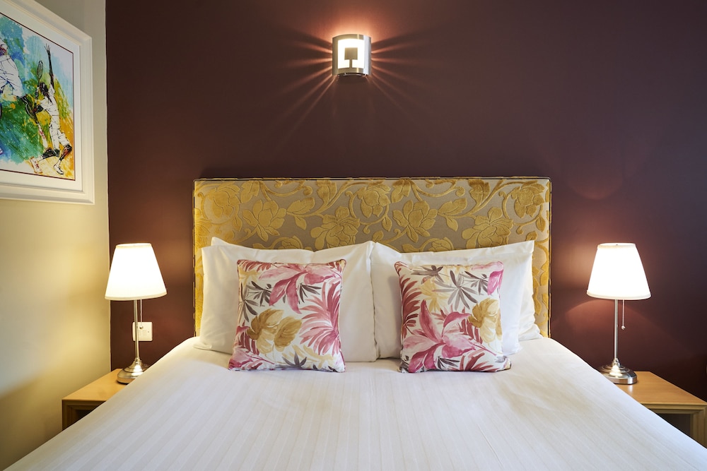 

Venezia - Surbiton - Antoinette Hotel Wimbledon