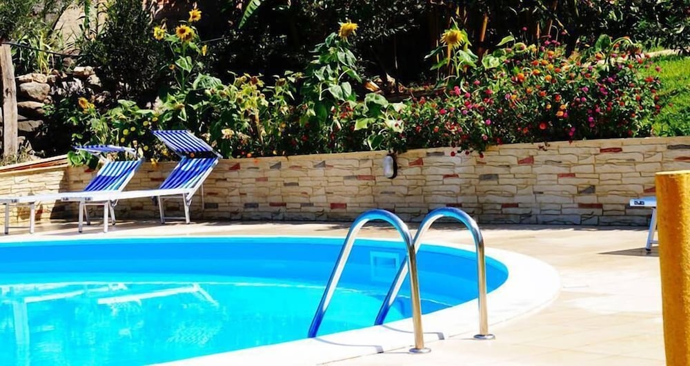 

Bari - Tropea - Hotel Maremonti