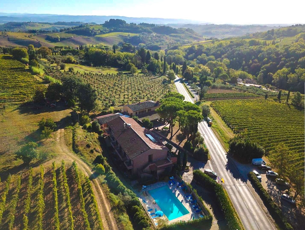 

Torino - San Gimignano - Hotel Le Colline
