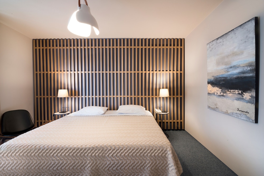 

Milano - Vouliagmeni - Marina Alimos Hotel Apartments
