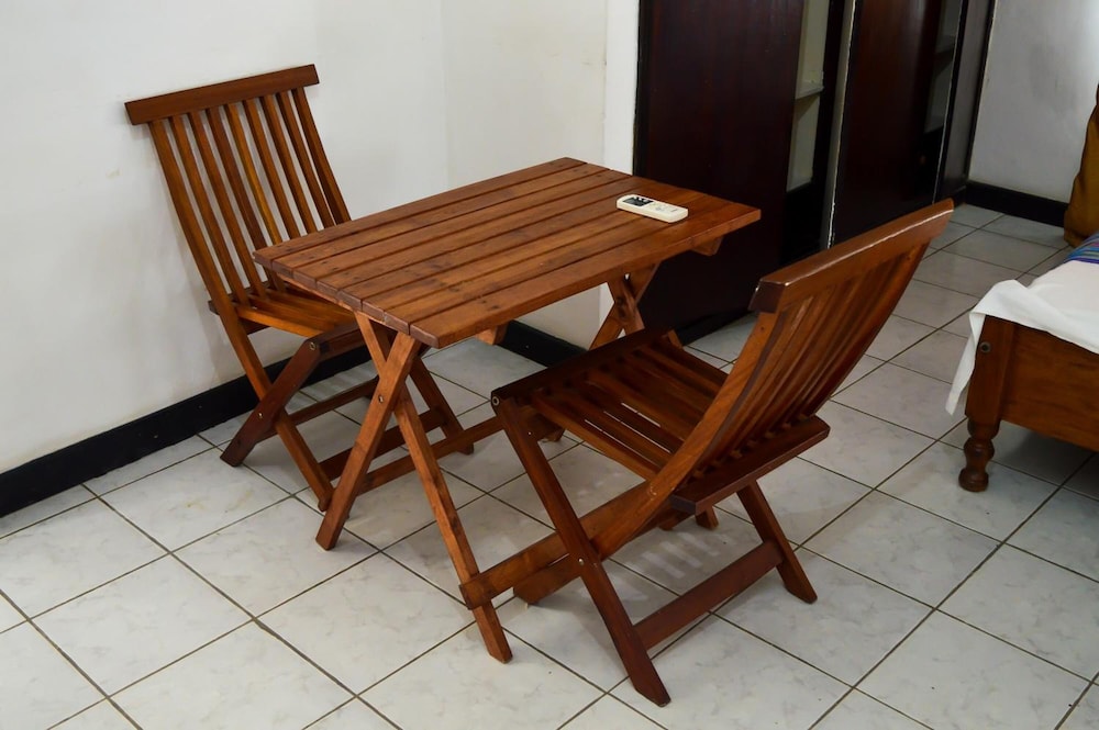 

Catania - Bamburi - Sanana Conference Center and Holiday Resort
