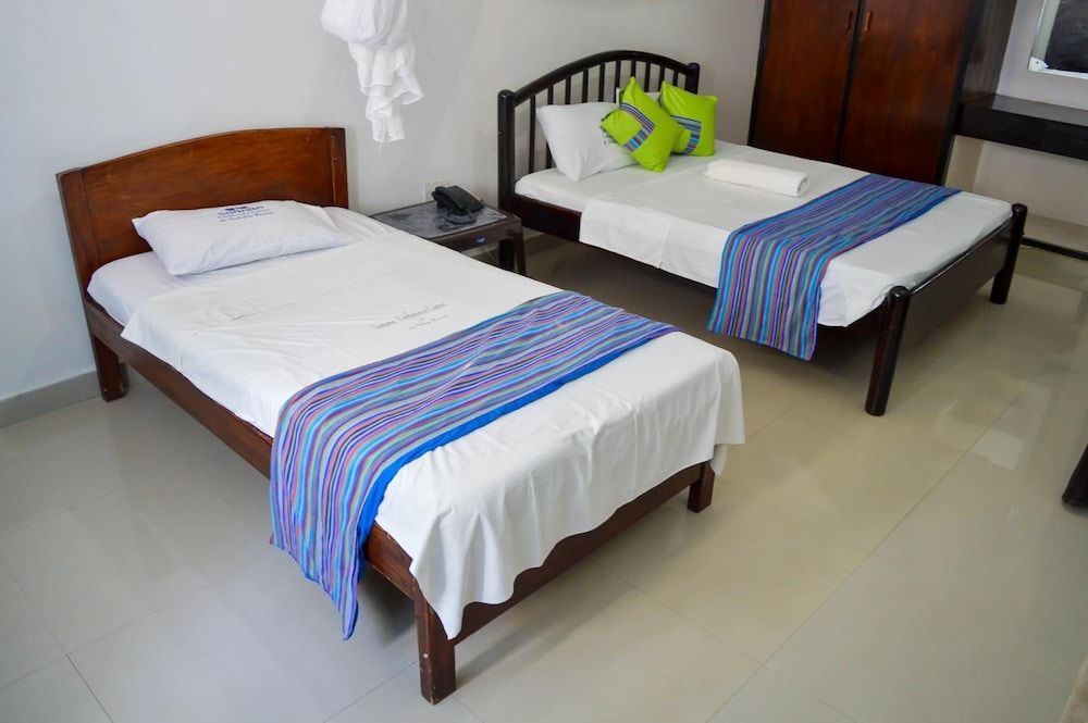 

Bologna - Mombasa - Sanana Conference Center and Holiday Resort