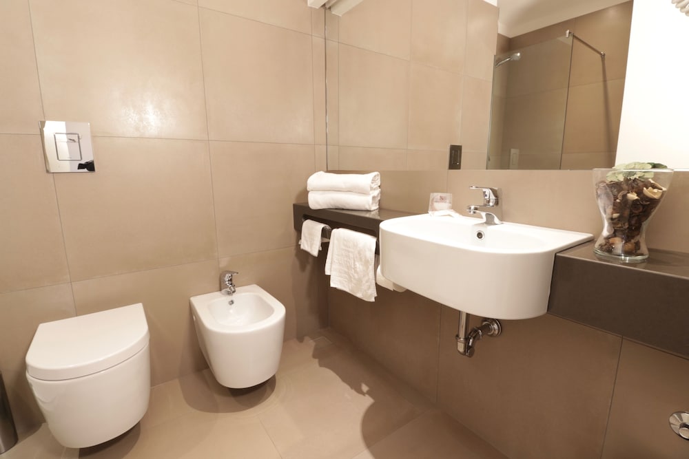 

Palermo - Casalnuovo di Napoli - Hotel Europa