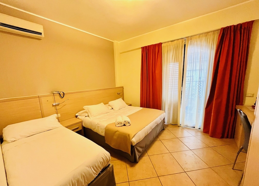

Cagliari - Taormina - Kalaskiso'