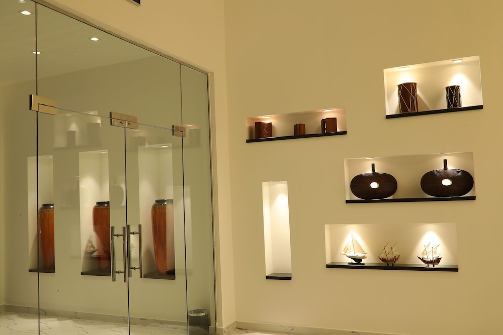 

Torino - Sur - Zaki Hotel Apartment