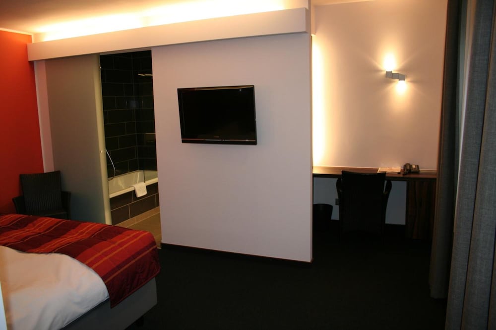 

Bologna - Lovanio - Hotel Carpinus