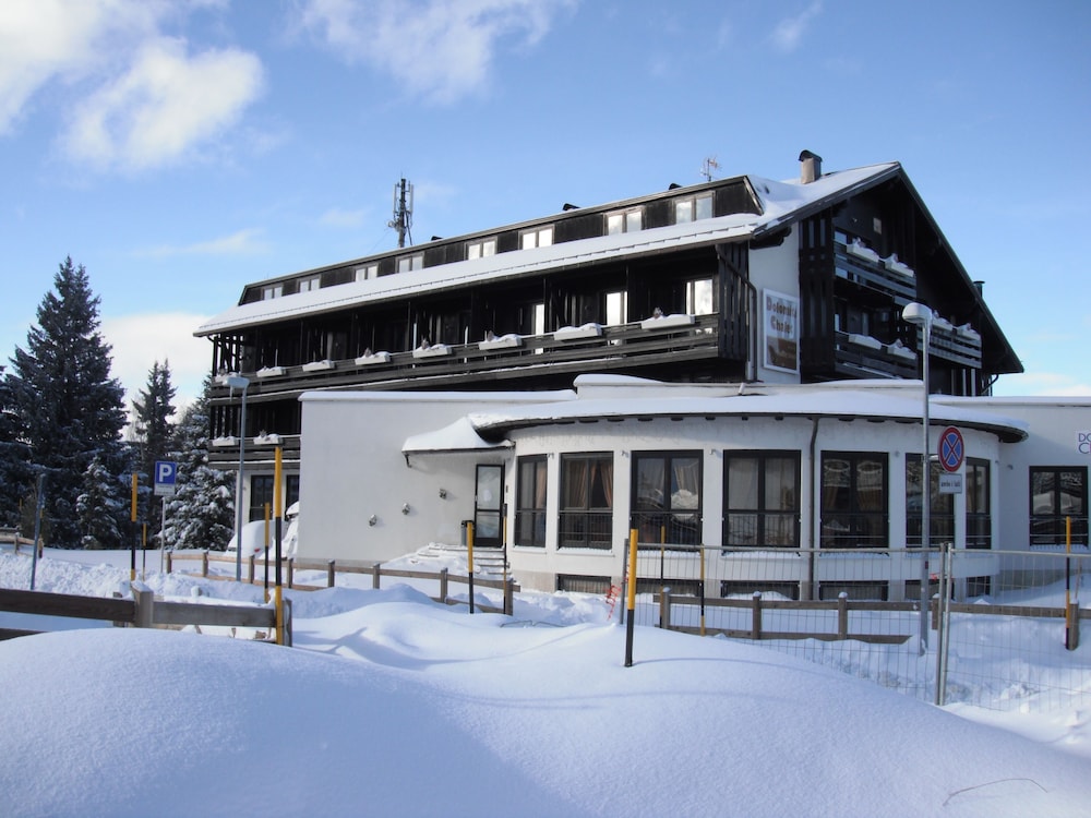 

Milano - Trento - Dolomiti Chalet Hotel