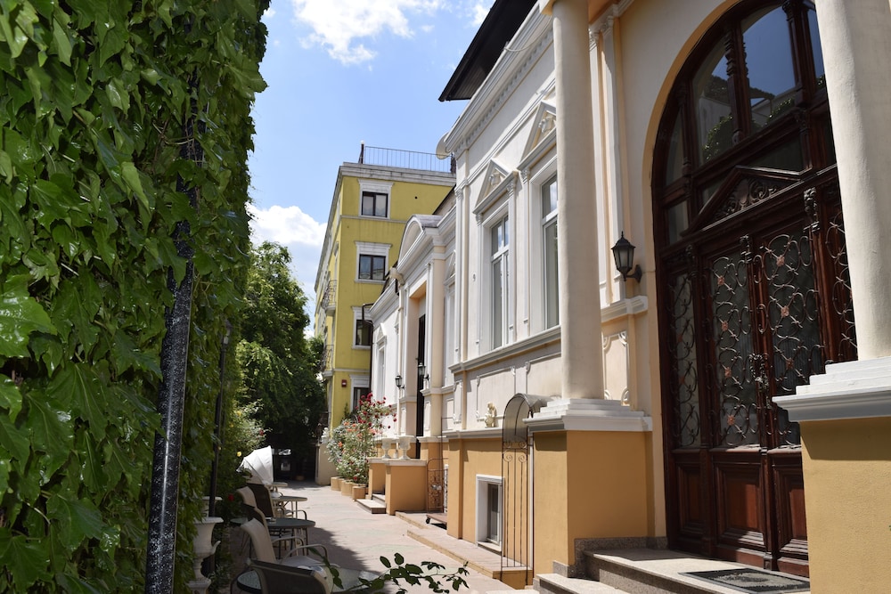 

Lamezia Terme - Bucarest - Hotel Michelangelo