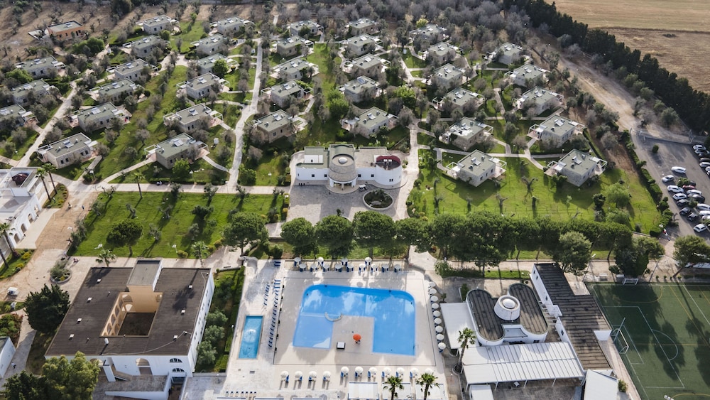 

Roma - San Cassiano - Dolmen Sport Resort