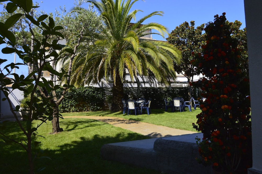 

Cagliari - Versilia e Costa Toscana, Mare Italia - Hotel Fortunella