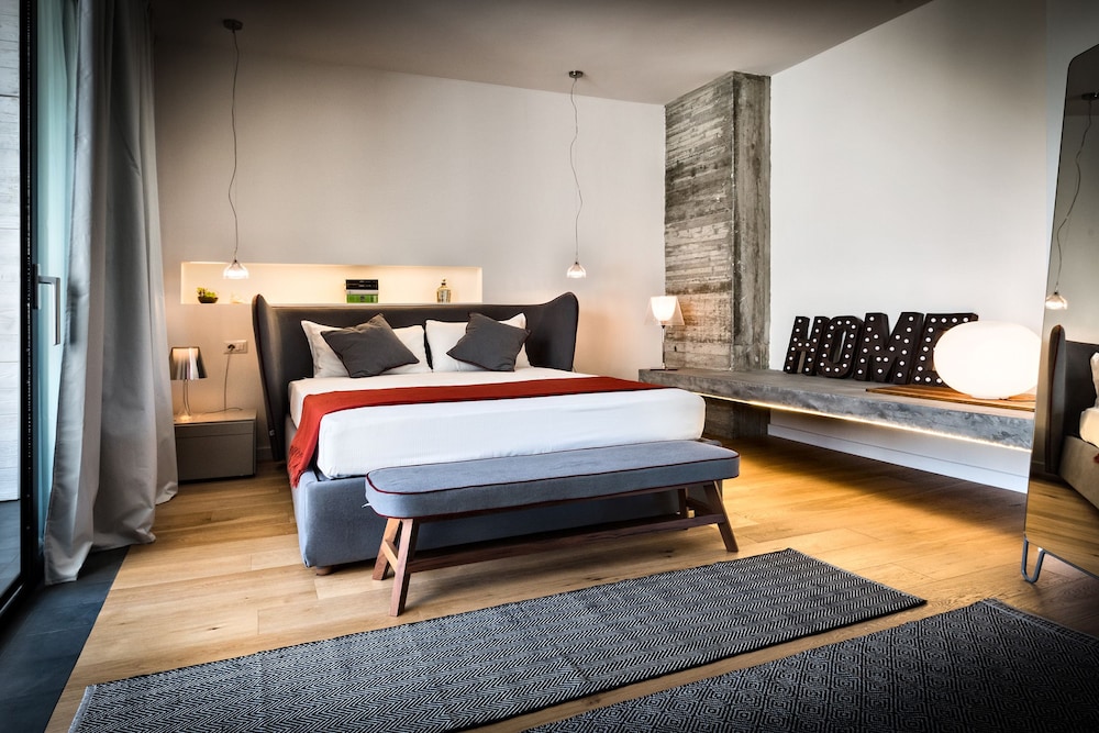 

Bologna - Cardedu - Teku Sardinia Boutique Hotel