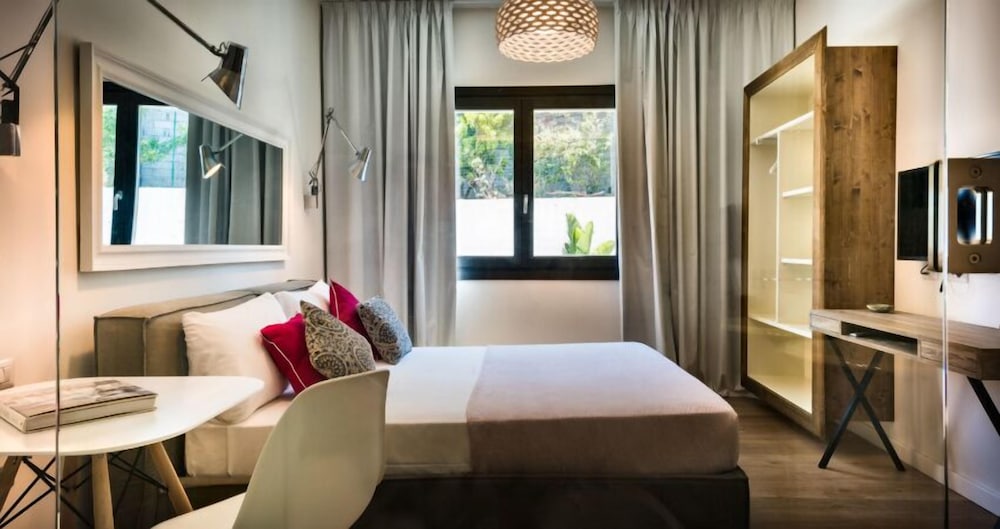 

Milano - Bari Sardo - Teku Sardinia Boutique Hotel