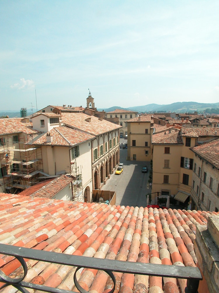 

Napoli - Città di Castello - Residenza Antica Canonica