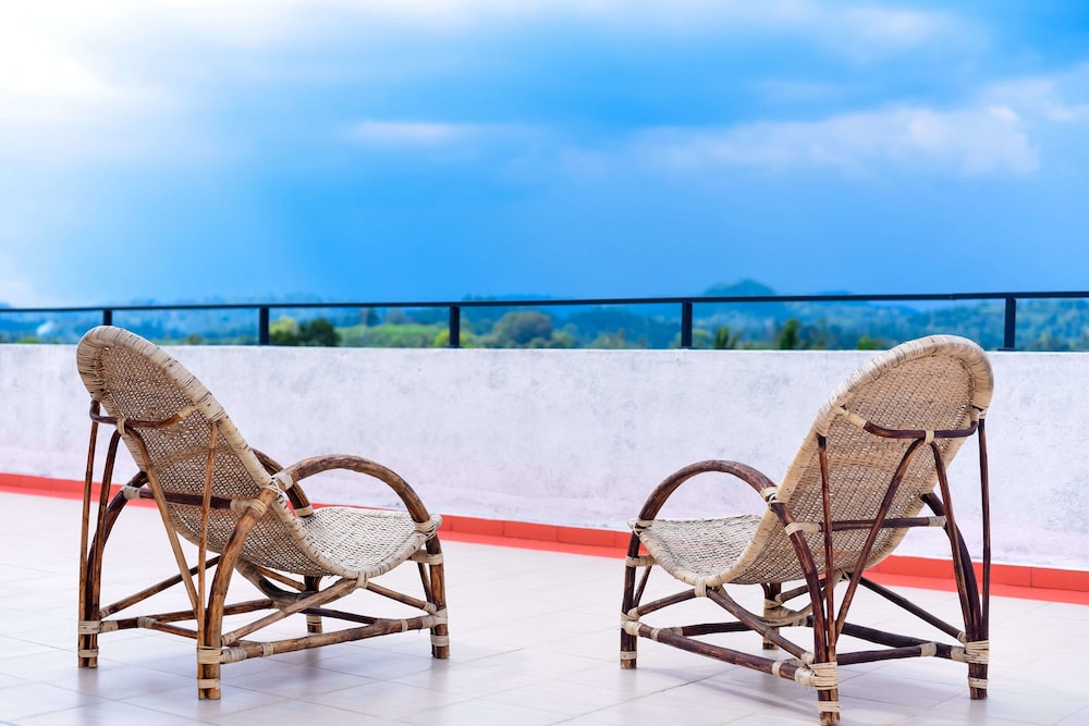 

Roma - Kandy - Dazzling Villa