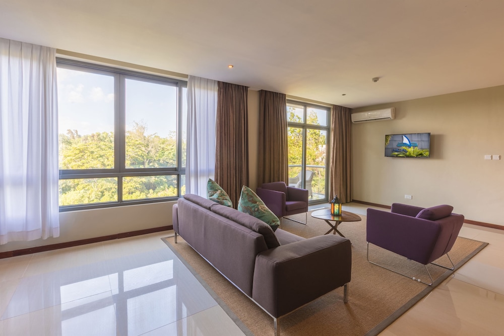 

Milano - Bububu - Ngalawa Hotel & Resort