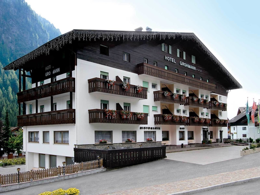

Lamezia Terme - Val di Fassa, Montagna Italia - Hotel Grohmann
