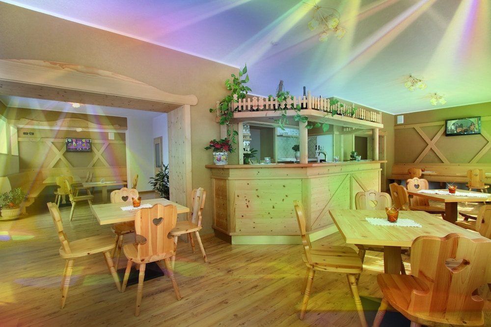 

Lamezia Terme - Val di Fassa, Montagna Italia - Hotel Grohmann