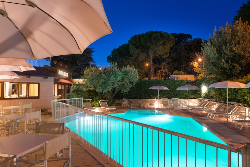 

Milano - Massa Marittima - Duca Del Mare - Hotel Di Nardo group