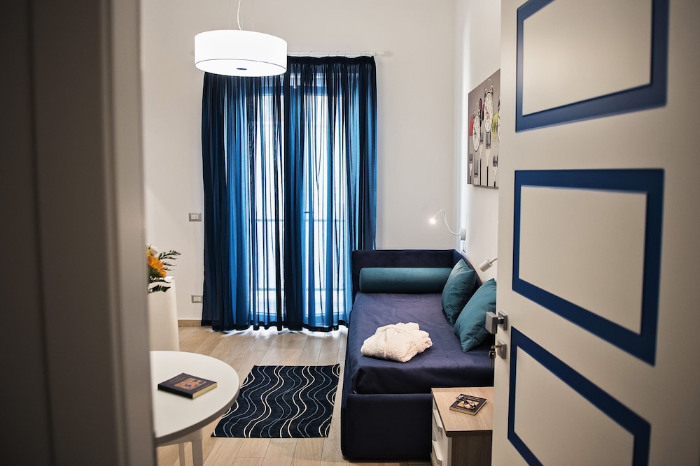 

Milano - Villafranca Tirrena - Karma Resort