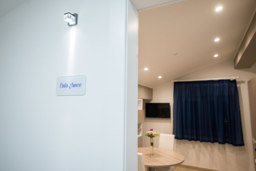 

Venezia - Villafranca Tirrena - Karma Resort