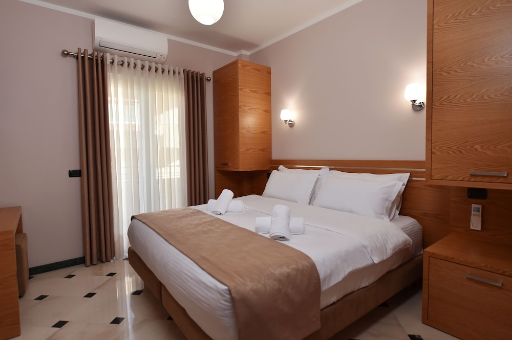 

Verona - Tirana - Hotel Pandora Residence