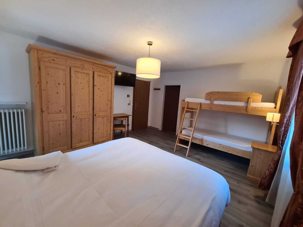 

Napoli - Canazei - Hotel Rododendro Val di Fassa