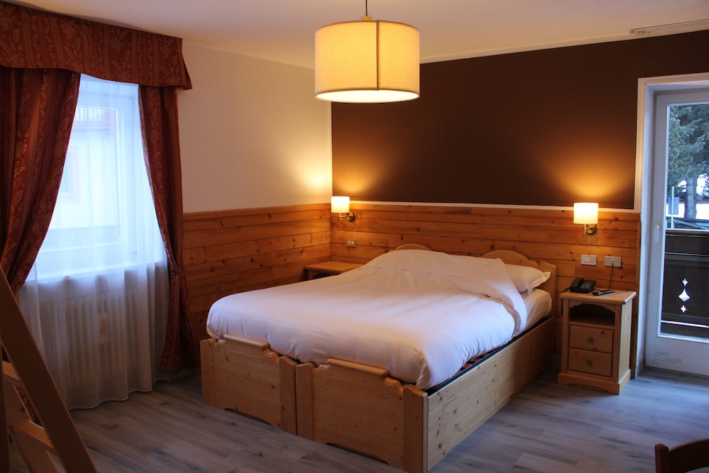 

Bologna - Vigo di Fassa - Hotel Rododendro Val di Fassa
