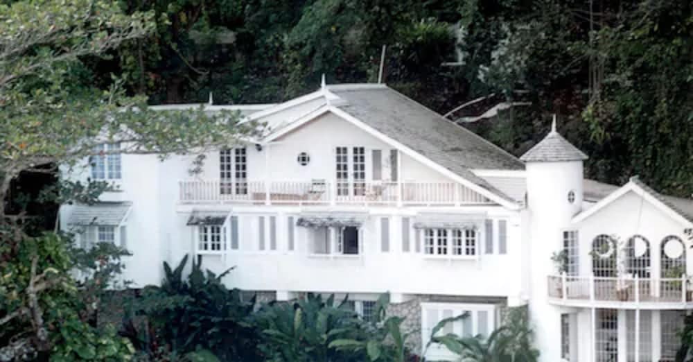 

Napoli - Port Antonio - Moon San Villa at the Blue Lagoon