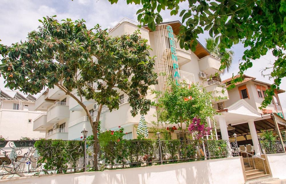 

Palermo - Dalaman, Turchia - Green Palm Hotel