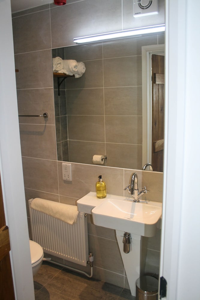 

Roma - Worthing - Bex Rooms