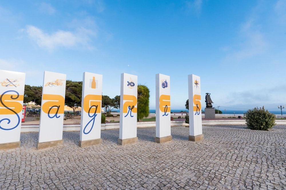 

Bologna - Sagres - Aparthotel Navigator