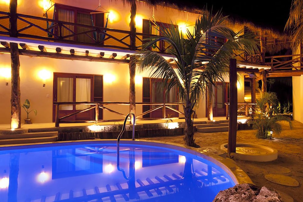 

Napoli - Isla Holbox - Casa Iguana Holbox - Beachfront Hotel