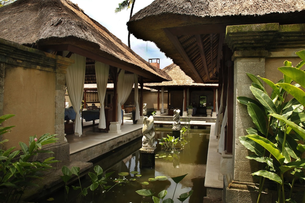 

Milano - Lovina - Puri Bagus Lovina