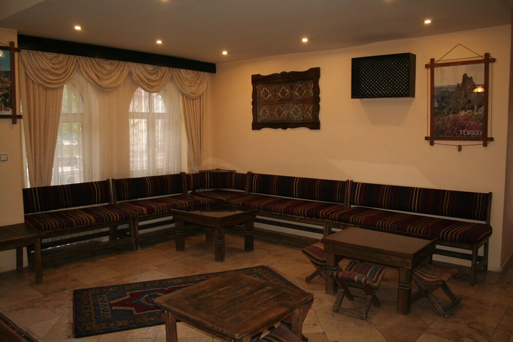 

Milano - Göreme - Sena Hotels