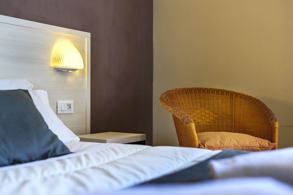 

Milano - Siena - Hotel Castello