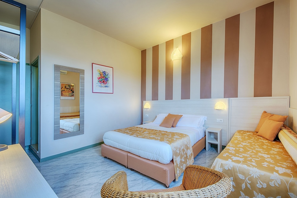 

Milano - Siena - Hotel Castello