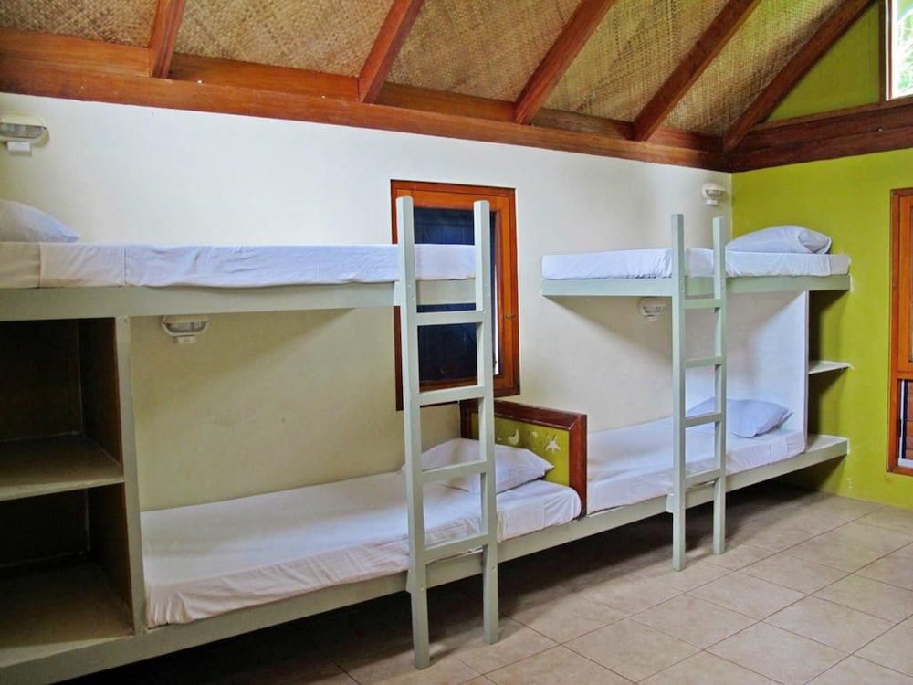 

Roma - Korolevu - The Beachouse