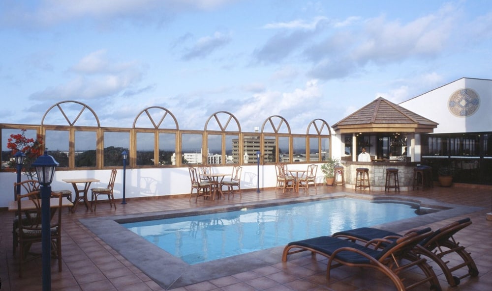 

Bari - Bamburi - Royal Court Hotel