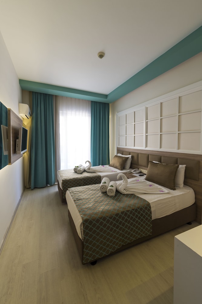 

Venezia - Konaklı - Kleopatra Life Hotel