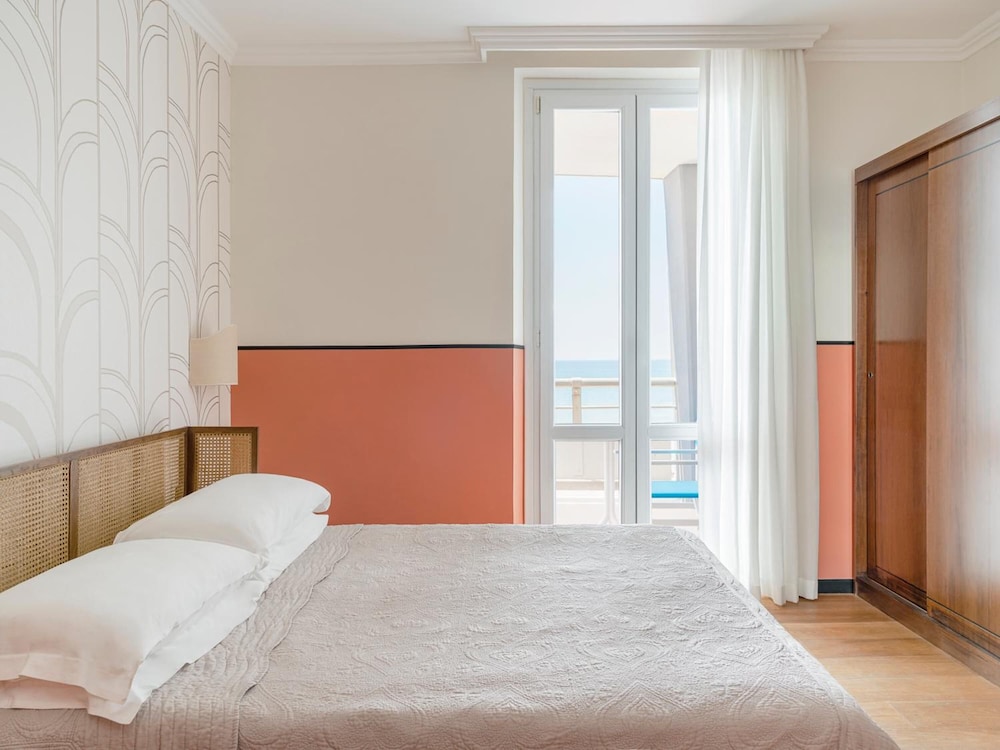 

Cagliari - Anzio - Hotel Riviera