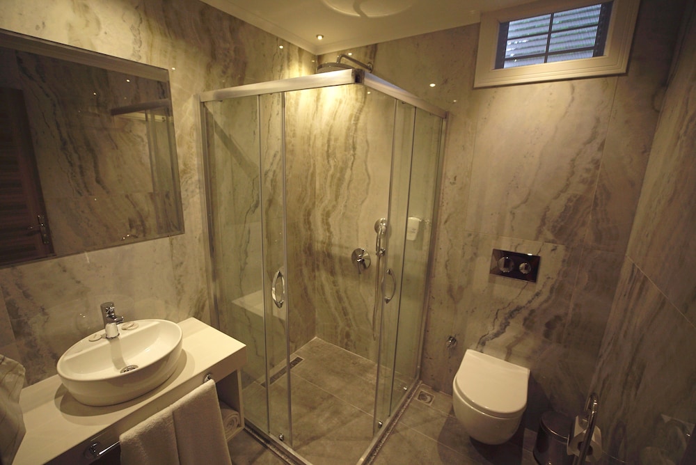 

Milano - Ovacik - Seyir Village Hotel